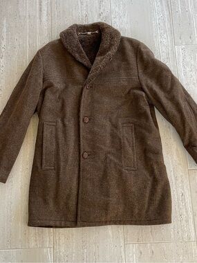 Vintage Men's Brown Wool Trench Coat with Sherpa Collar and lining